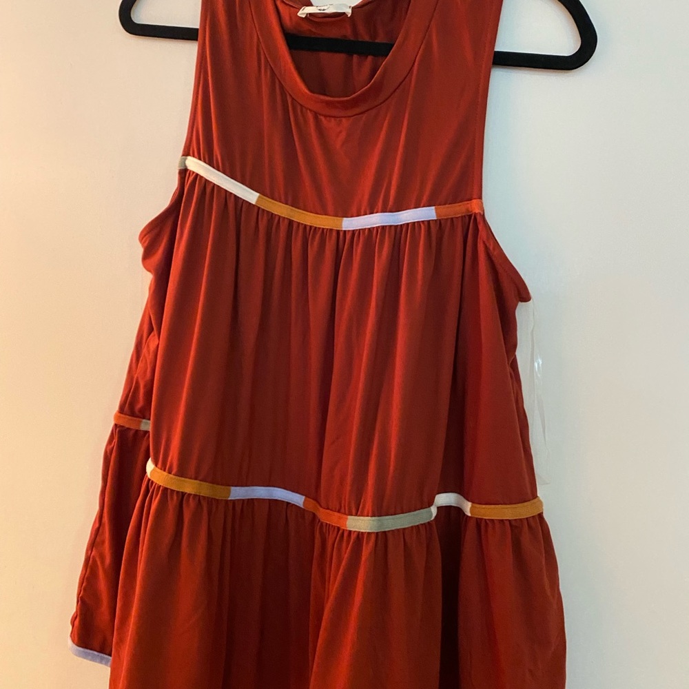 Fun Entro Rust With Color detail Flow Tank! Size Large!!